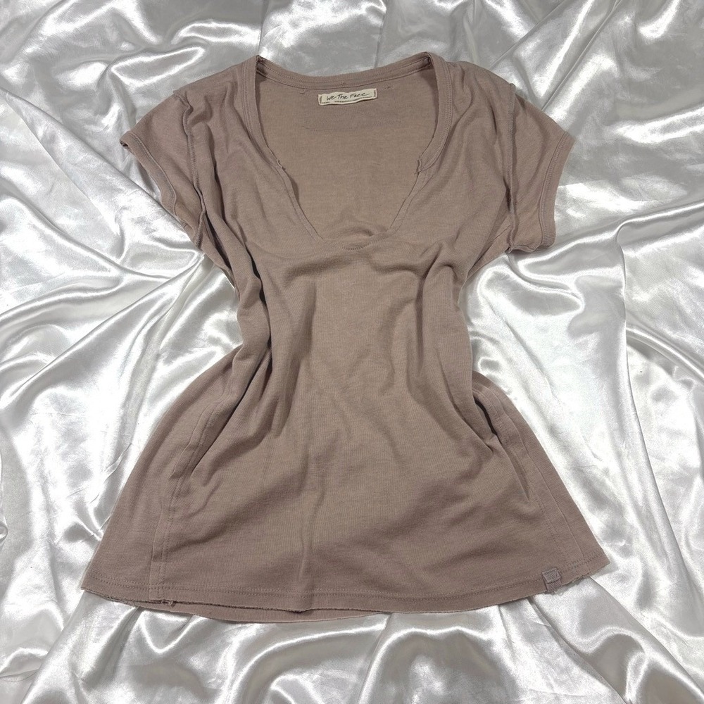 vintage T-Shirt Mauve Excellent Deep Scoop Neck Raw Edge Seam We The Free Small
